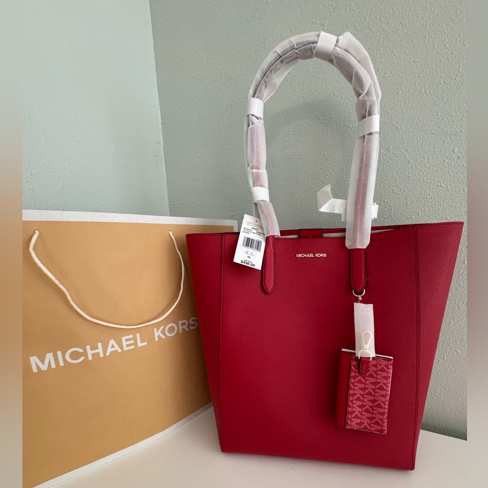 Michael Kors Vincent Large Tote Bag with Card Case